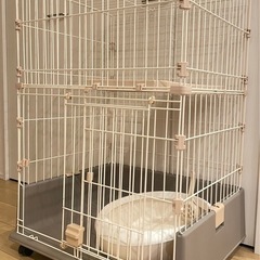 キャットタワー　2段　トイレ付きの画像