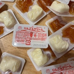 りんご＆クリーム72個*ホットケーキシロップ1個*BBQソース44個*マスタード3個の画像