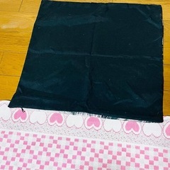 🟠無料🆓未使用ホワイトタイガークッションカバー／布　こちらは無料ですので、対面も可能です。での画像