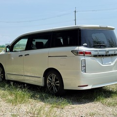 ⭕️ローン&クレジット決済OK⭕️⭕️車両59.9万⭕️◆車検R8年9月◆H25年エルグランド◆純正ナビ◆Wサンルーフ◆後席モニター◆両側電動スライド◆の画像