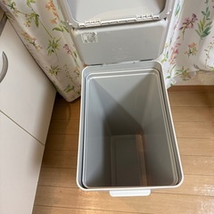 【無料】IKEAゴミ箱の画像