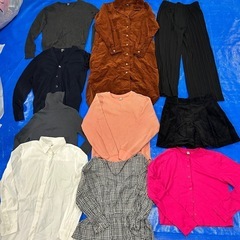 【まとめ売り】【激安】 40点 UNIQLO GU　ユニクロ レディースSサイズ 詰め合わせ40点の画像