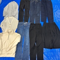 【まとめ売り】【激安】 40点 UNIQLO GU　ユニクロ レディースSサイズ 詰め合わせ40点の画像