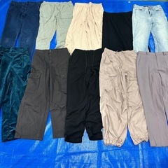 【まとめ売り】【激安】 40点 UNIQLO GU　ユニクロ レディースMサイズ 詰め合わせ40点の画像