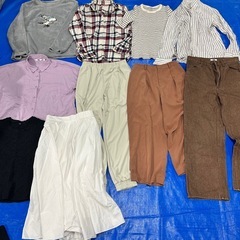 【まとめ売り】【激安】 40点 UNIQLO GU　ユニクロ レディースMサイズ 詰め合わせ40点の画像