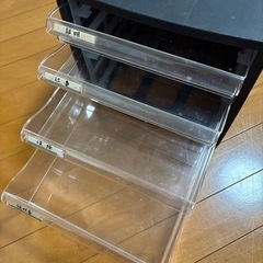 書類整理収納ケース4段の画像