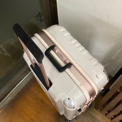 美品70Lスーツケースlegend walkerの画像