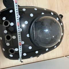 犬のキャリーリュックの画像