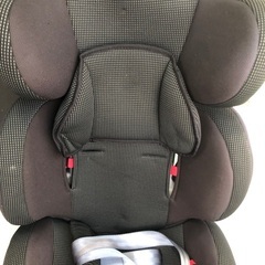 チャイルドシート シートベルト付きの画像