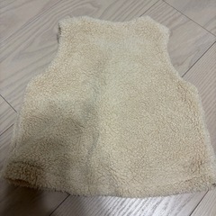 ユニクロ　ボア　ベスト 70の画像