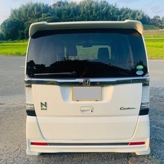 ホンダ　N-BOX カスタム　G・Lパッケージの画像