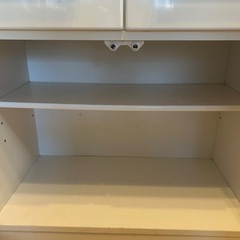 食器棚の画像
