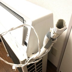 美品❗️SHARP14畳エアコンAY-L40H-W 2020年の画像