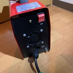 ISHUHUI 電気溶接機器 AC110V ARC-200 50Hz 60Hz 家庭用ポータブル電動工具 通電OK の画像