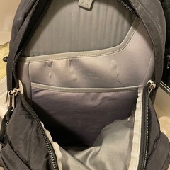 正規品　穴あき　ノースフェイスリュック　の画像