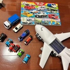 はたらくくるま　飛行機　トーマス　パズル　おもちゃ　まとめ売り　トミカの画像