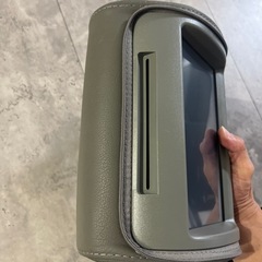 ヘッドレストモニターの画像