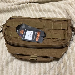 小さいバックの画像