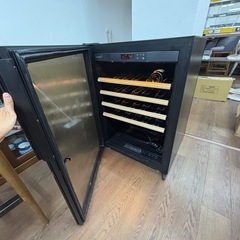 ユーロカーブの大型ワインセラーの画像