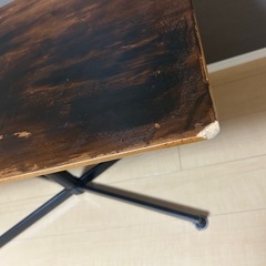 　木製テーブル(コーヒーテーブル)の画像