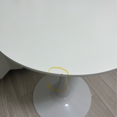 半円カフェテーブル(ハーフラウンド)の画像