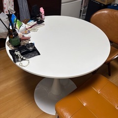 ※決定【美品】丸型テーブル　ホワイトの画像