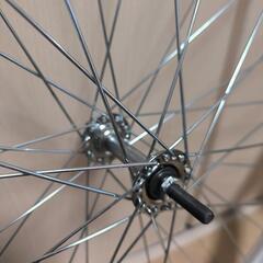 27インチの自転車の前輪。後輪セットの画像