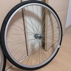 27インチの自転車の前輪。後輪セットの画像