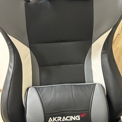 AKRacing ゲーミングチェアの画像