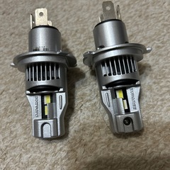 SUPAREE H4 LEDヘッドライト球の画像