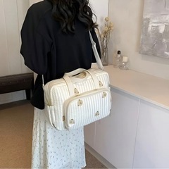 新品　未使用　入院バッグ　マザーズバッグ　チューリップ柄　ショルダーの画像