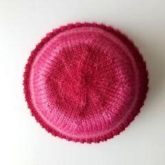 手編み帽子　グラデーションピンクの画像