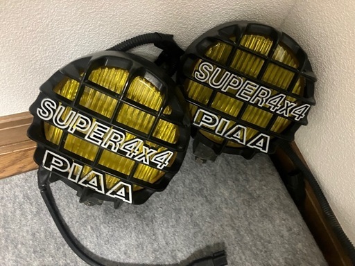 PIAA 4x4フォグランプ