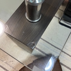 ガラスローテーブルの画像