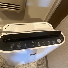 kc-s50-w シャープ加湿空気清浄機の画像