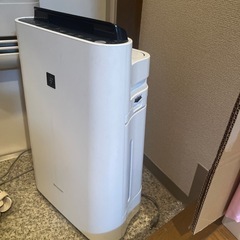 kc-s50-w シャープ加湿空気清浄機の画像