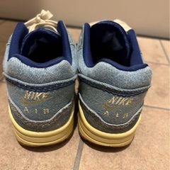 ナイキスニーカーの画像