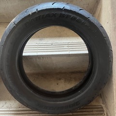 12インチハイグリップタイヤ、10インチタイヤの画像