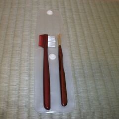 新品未使用クリニークフェイスブラシ 天然毛(ヤギの毛）＆アイブローコーム＆リップブラシ3点の画像