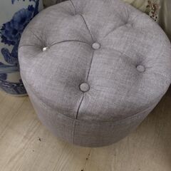 定価2万円　極上美品　ソファー　チェア　椅子　オットマンの画像
