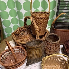 籐製品 籐のかご類  いっぱいの画像