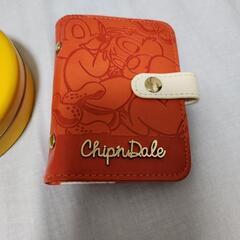 ディズニーキャラクター､チップとデールのカード入れとスマイリー金属製空き缶小物入れです。の画像