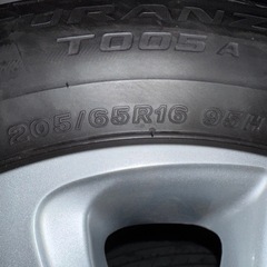 【2023年製】205/65r16 ヤリスクロス純正ホイールの画像