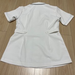 ナース服　Ｍサイズ（トップスのみ）の画像
