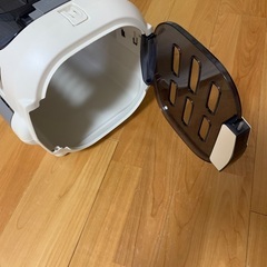 ペット用キャリーの画像