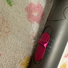 ドライヤー ボタン壊れてるけど使えるの画像