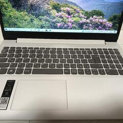 i7 10世代　ホワイト　ノートパソコン　の画像