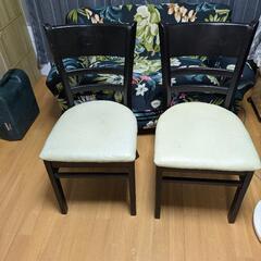 2人掛けソファーと椅子2つ無料！の画像