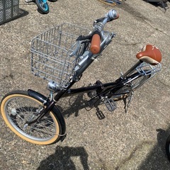 折り畳み自転車　の画像