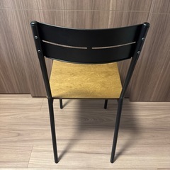 ikea ダイニングチェア　椅子の画像
